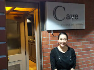 第10号店「Cave（ケーヴ）」（赤坂）オープン